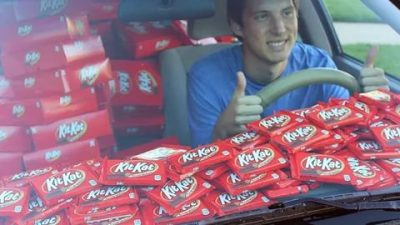 Шоколадка в машине что это?
