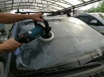 Можно ли отполировать стекло на машине?